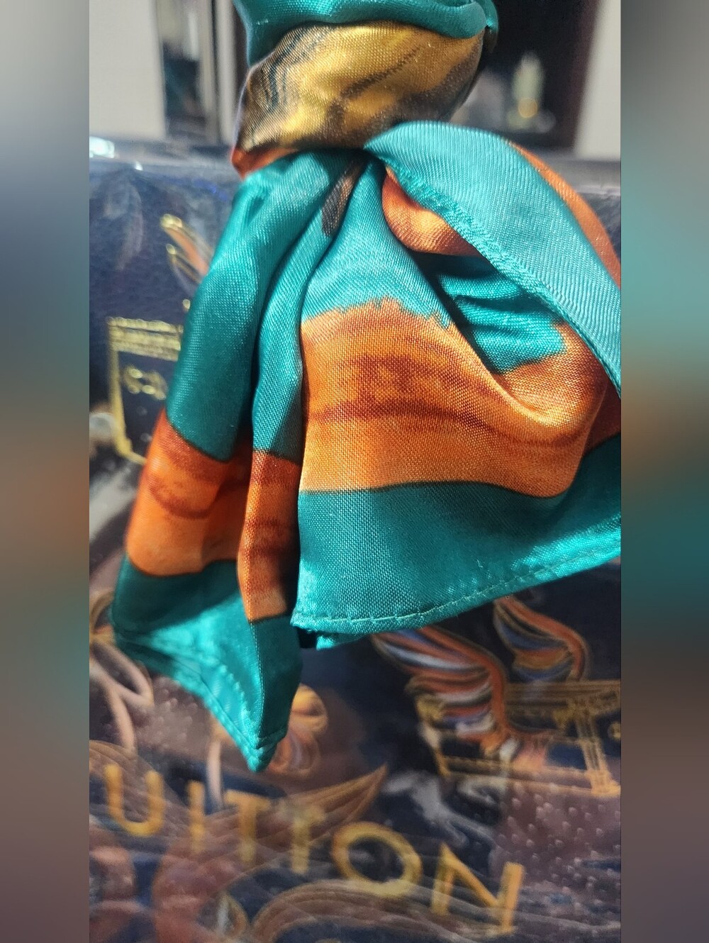 LV Le Voyage Des Lumières Tote with Turquoise Scarf - Picture 6 of 14